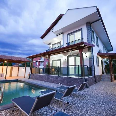 Ermet Homes Koeycegiz Vila