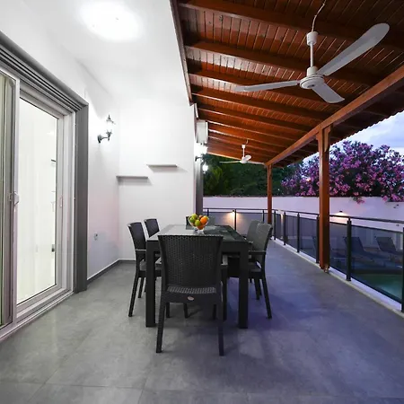 Ermet Homes Koeycegiz Vila Eskiomerler