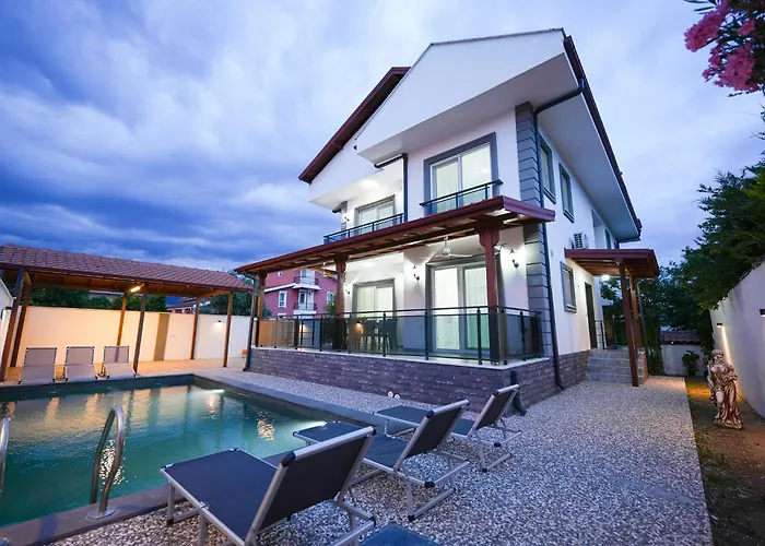 Ermet Homes Koeycegiz Вилла