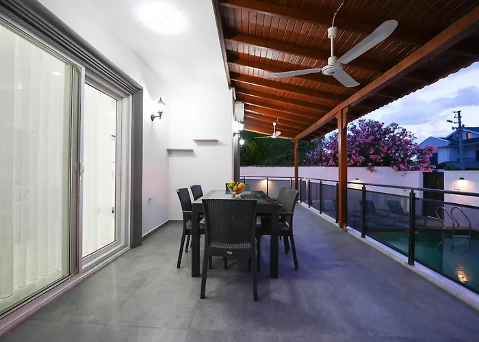 Ermet Homes Koeycegiz Вилла Eskiomerler